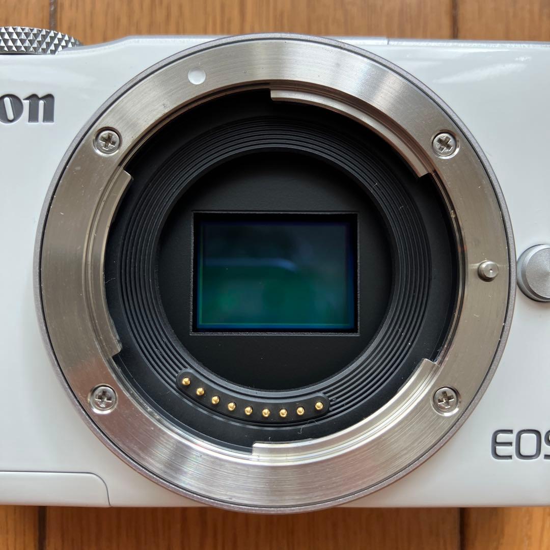 Canon EOS M10 ダブルズームレンズキット