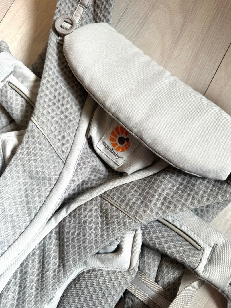 【美品】エルゴベビー オムニ ブリーズ Breeze パールグレー 付属品あり