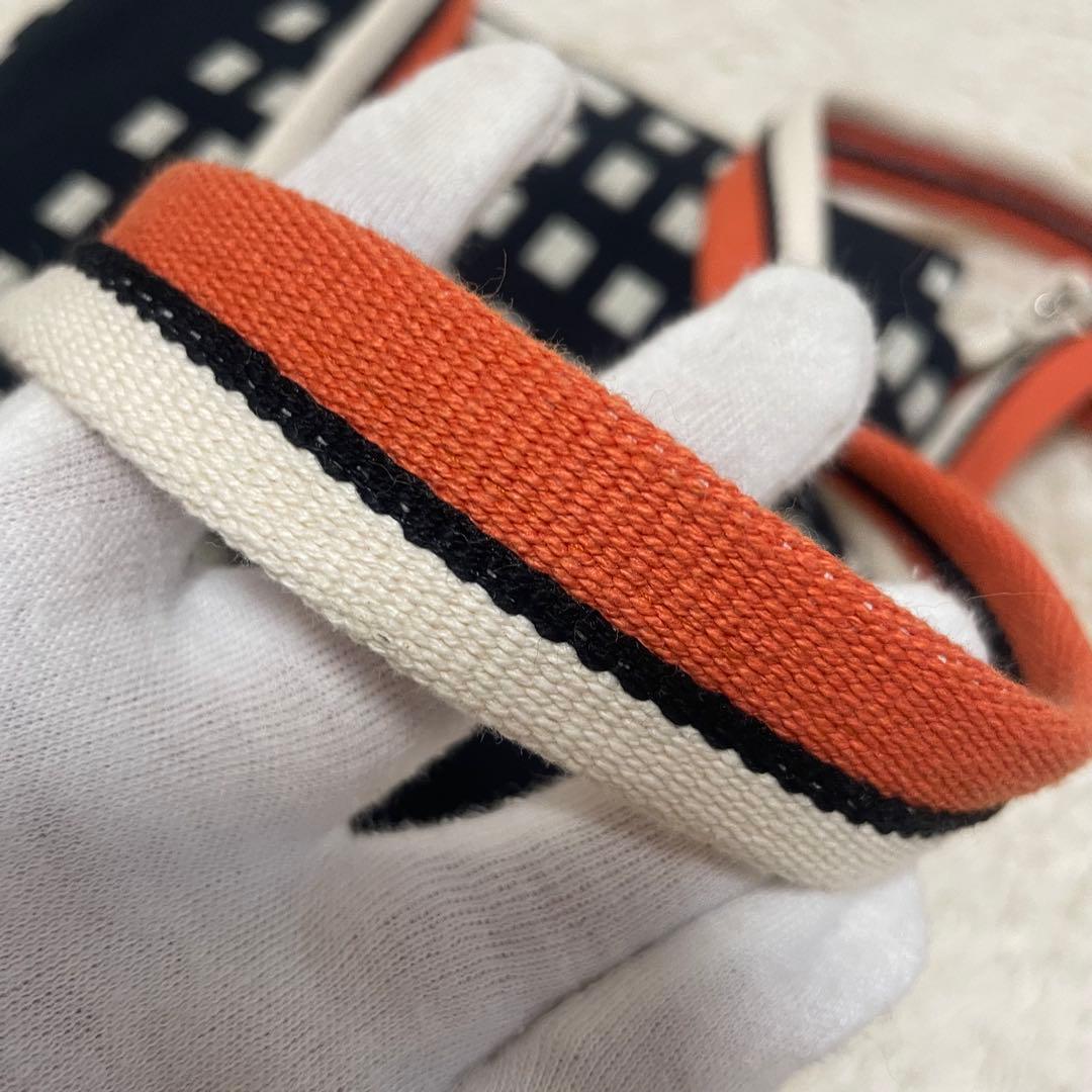 未使用品　ヨハンナグリクセン Viktor Bag斜めがけバッグ ドリスブラック