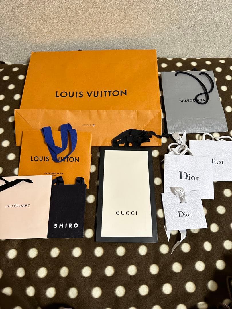 ルイヴィトン バレンシアガ　ショップバッグ　紙袋　おまけ含34点