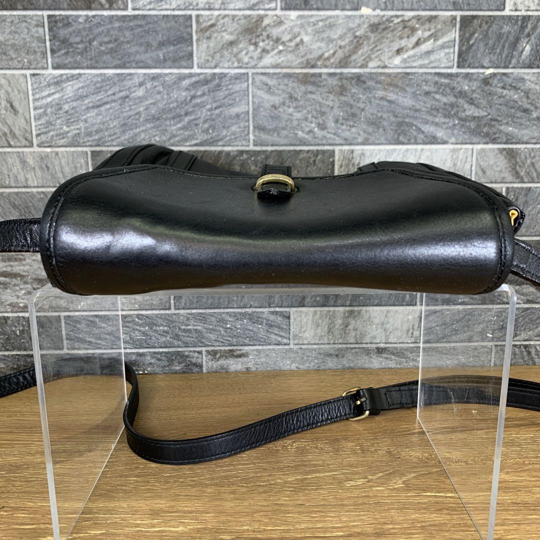 希少　1980年代　オールド　CELINE　レザーショルダーバッグ　ブラック