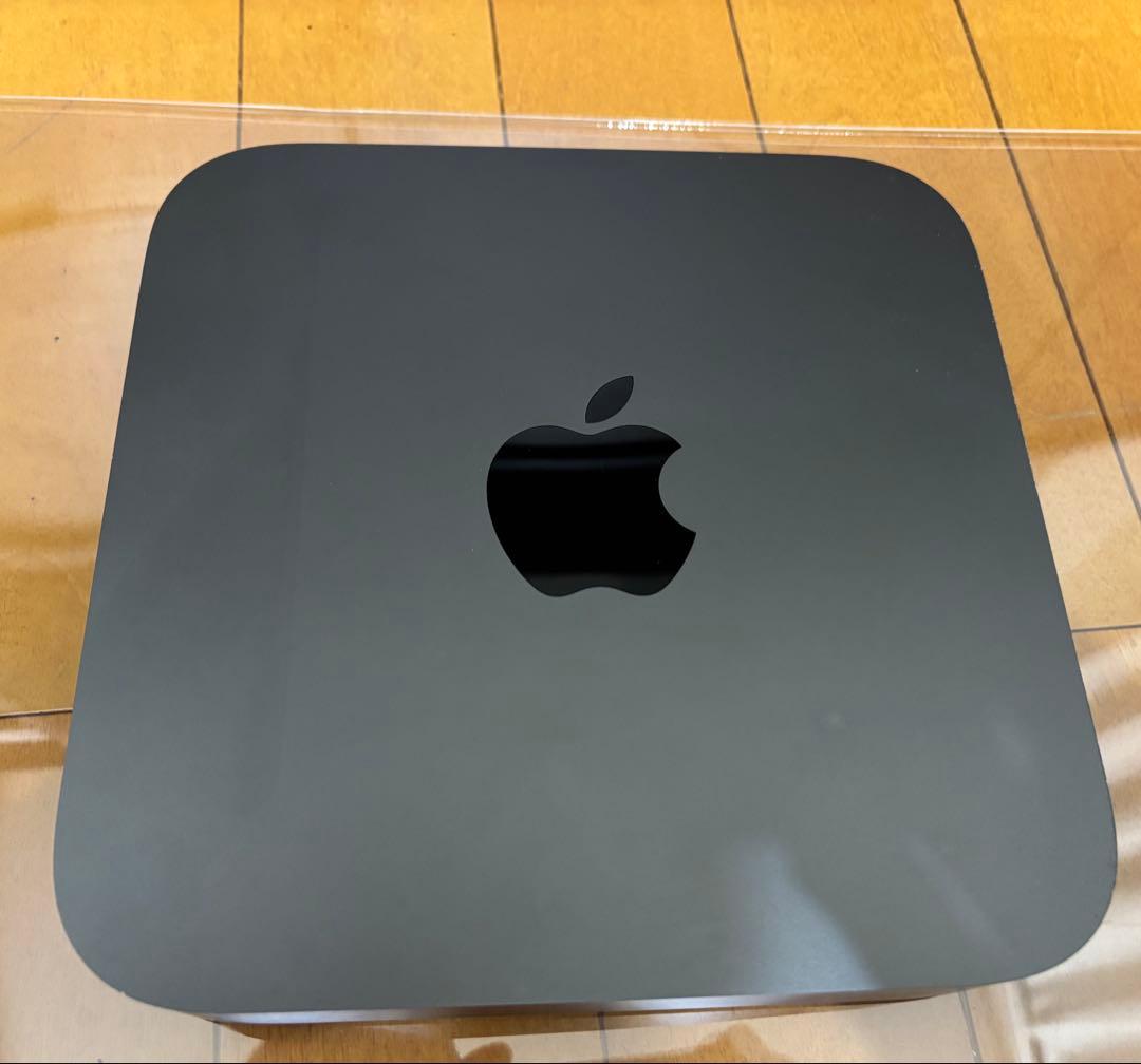 Mac mini 2018（キーボード、スタンド、マウントアダプタ付）