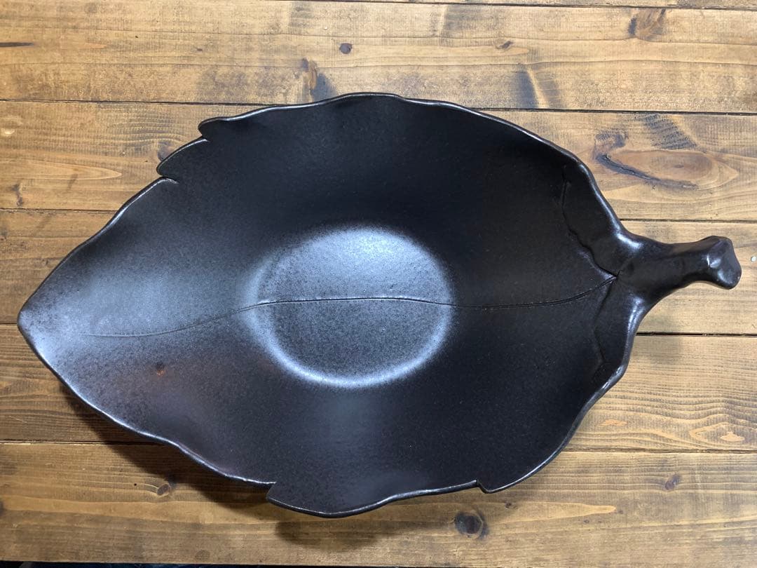 TSUNE 田中恒子　木の葉　土鍋　鍋　大皿