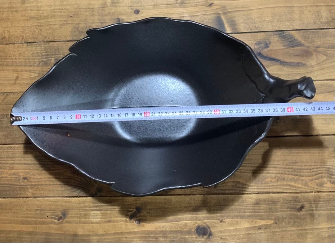 TSUNE 田中恒子　木の葉　土鍋　鍋　大皿