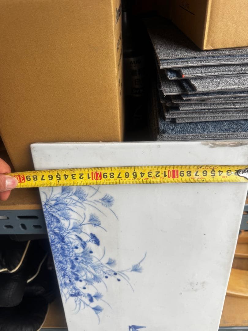 青い花と鳥のデザイン陶器プレート