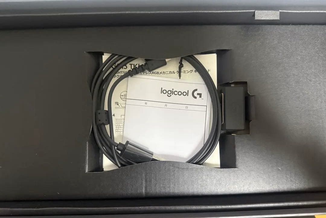 Logicool G913 TKL ゲーミングキーボード　テンキーワイヤレス
