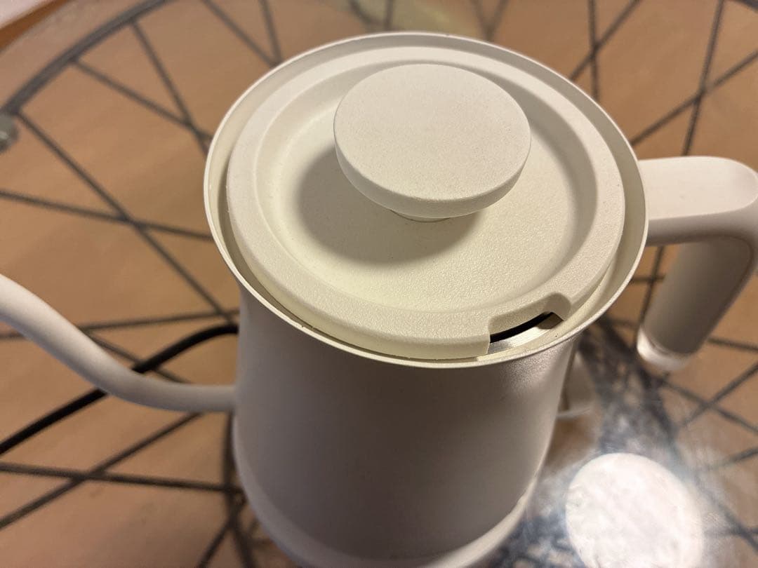 バルミューダ 電気ケトル BALMUDA The Pot