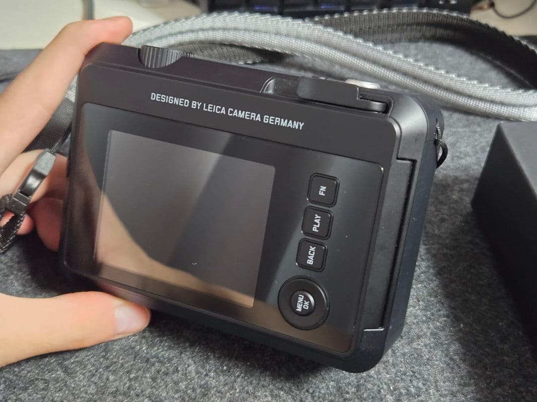 ライカ Leica ゾフォート2 SOFORT2 ブラック