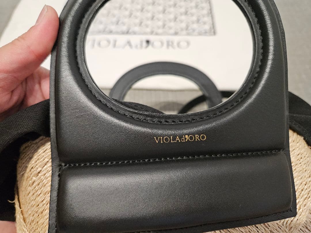 ヴィオラドーロ 　ショルダーバッグ　グレディブリリアン