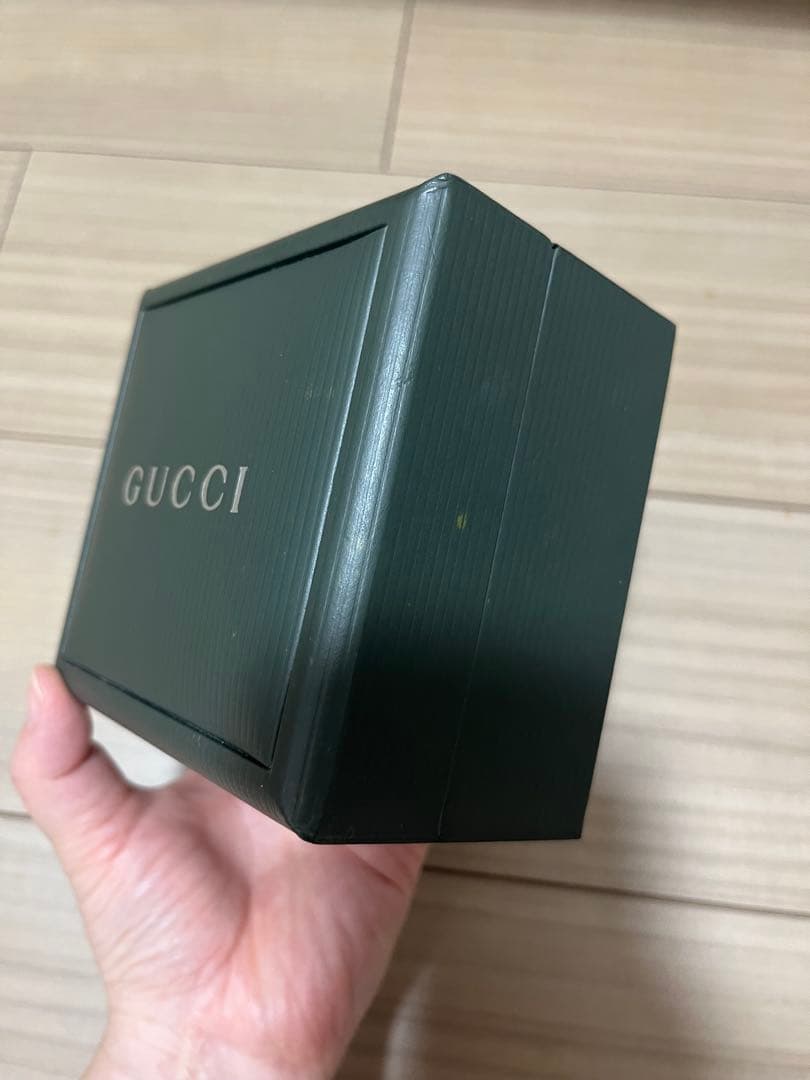 GUCCI 時計 カラフルリングセット