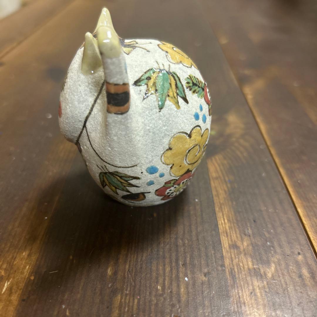 作家　陶芸作家　招き猫　手描き　左手上げ　商売繁盛　縁起物