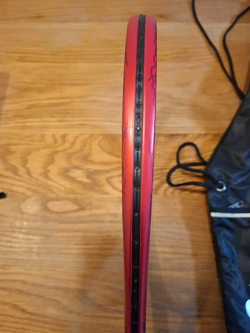 りー「美品」YONEX VOLTRAGE 軟式テニスラケット 赤