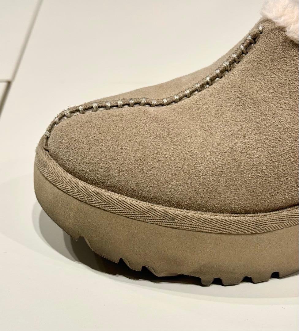 【美品】UGGNewHeightsCozyClogサボ厚底24cmベージュ正規品