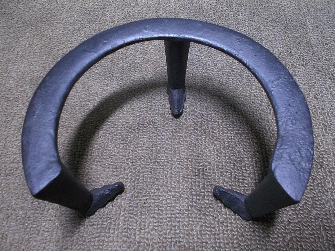 茶道具 薩摩焼枇杷色 風炉釜セット 未使用五徳 あじろ鉄 釜環 敷板 真鍮製火箸