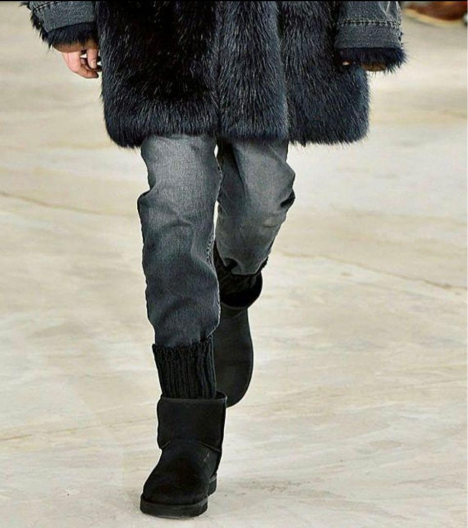 【最終値下げ‼️】UGG sacai ニット クラシックショートII ブラック