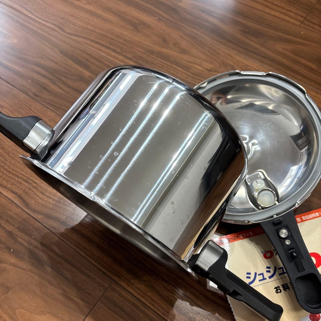 圧力鍋 ステンレス製 中型 取扱説明書付き