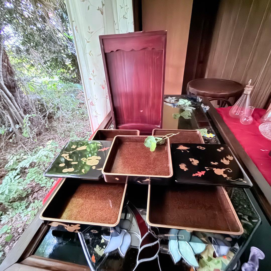 超限定1月23日20時迄‼️JAPAN『図替り宝尽くし』蒔絵梨地四段重台座付木箱入