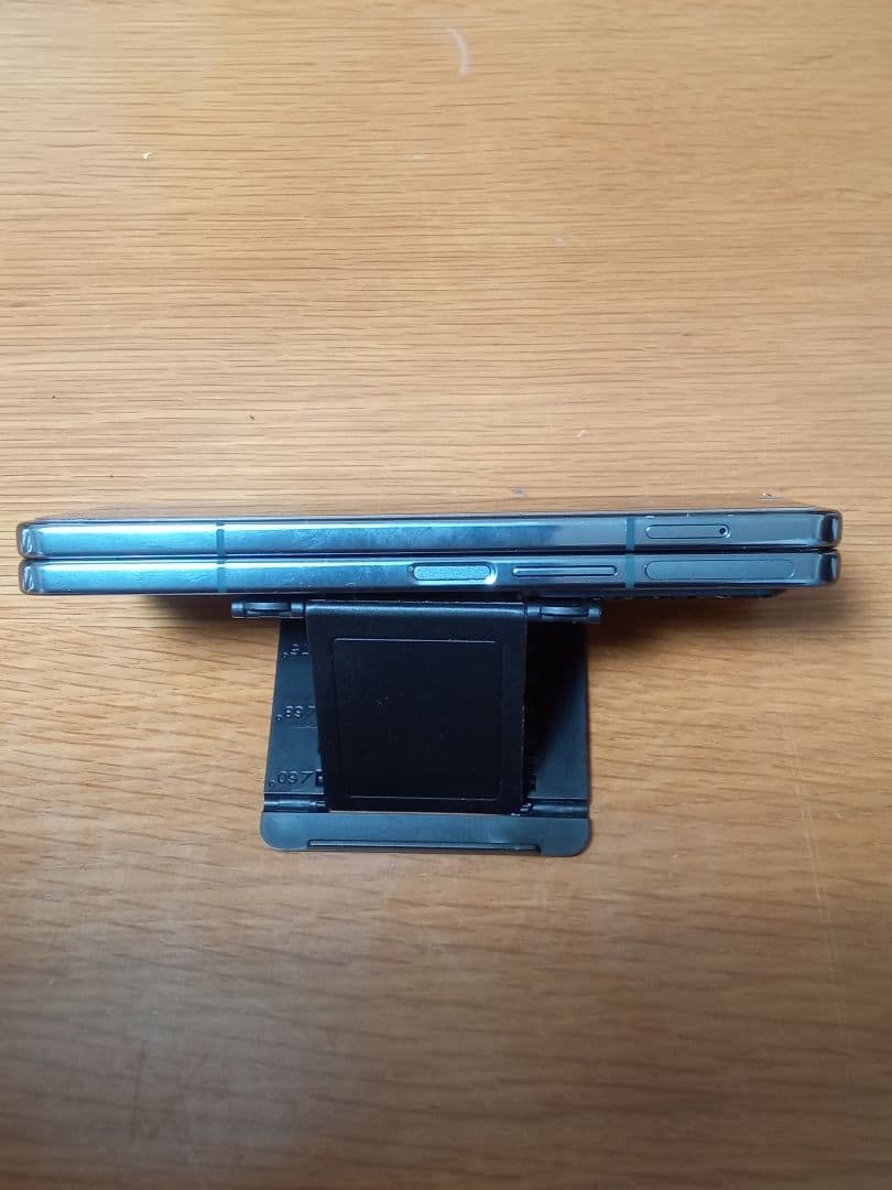 Samsung Galaxy Z Fold ４本体