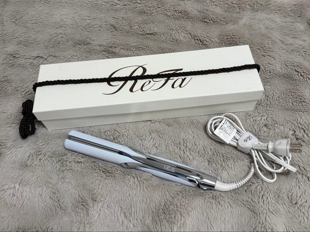 ★ReFa⭐︎ストレートヘアアイロンプロ⭐︎ホワイト★