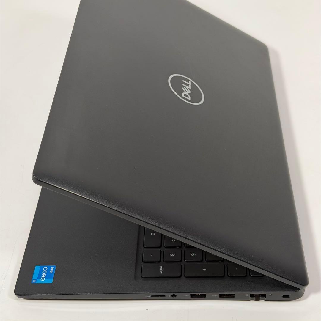 Windowsノート本体 92.Latitude3520 / i5-11/ 16GB/ 512GB