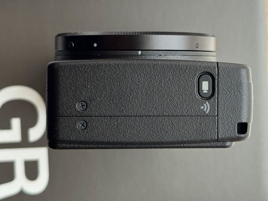 RICHO GR IIIx 完品　純正アクセサリー付き　3年メーカー保証有り