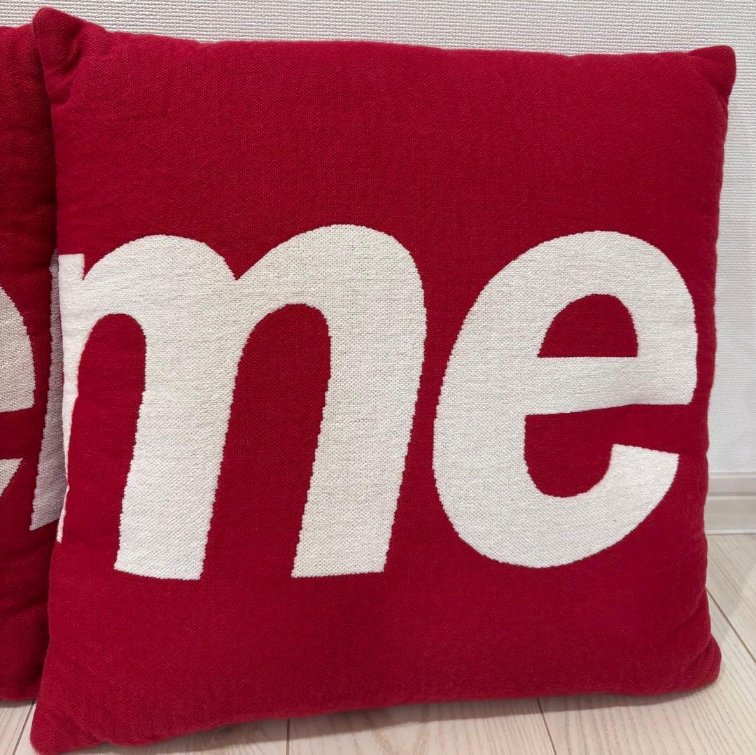 Supreme Jules Pansu Pillows Red クッション