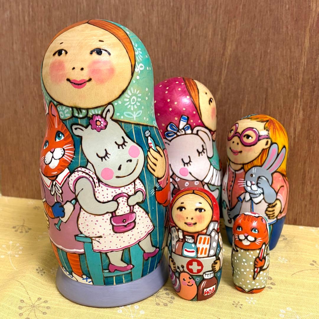 マトリョーシカ　オリジナル　タチアナ・ドゥビニッチ　ロシア雑貨