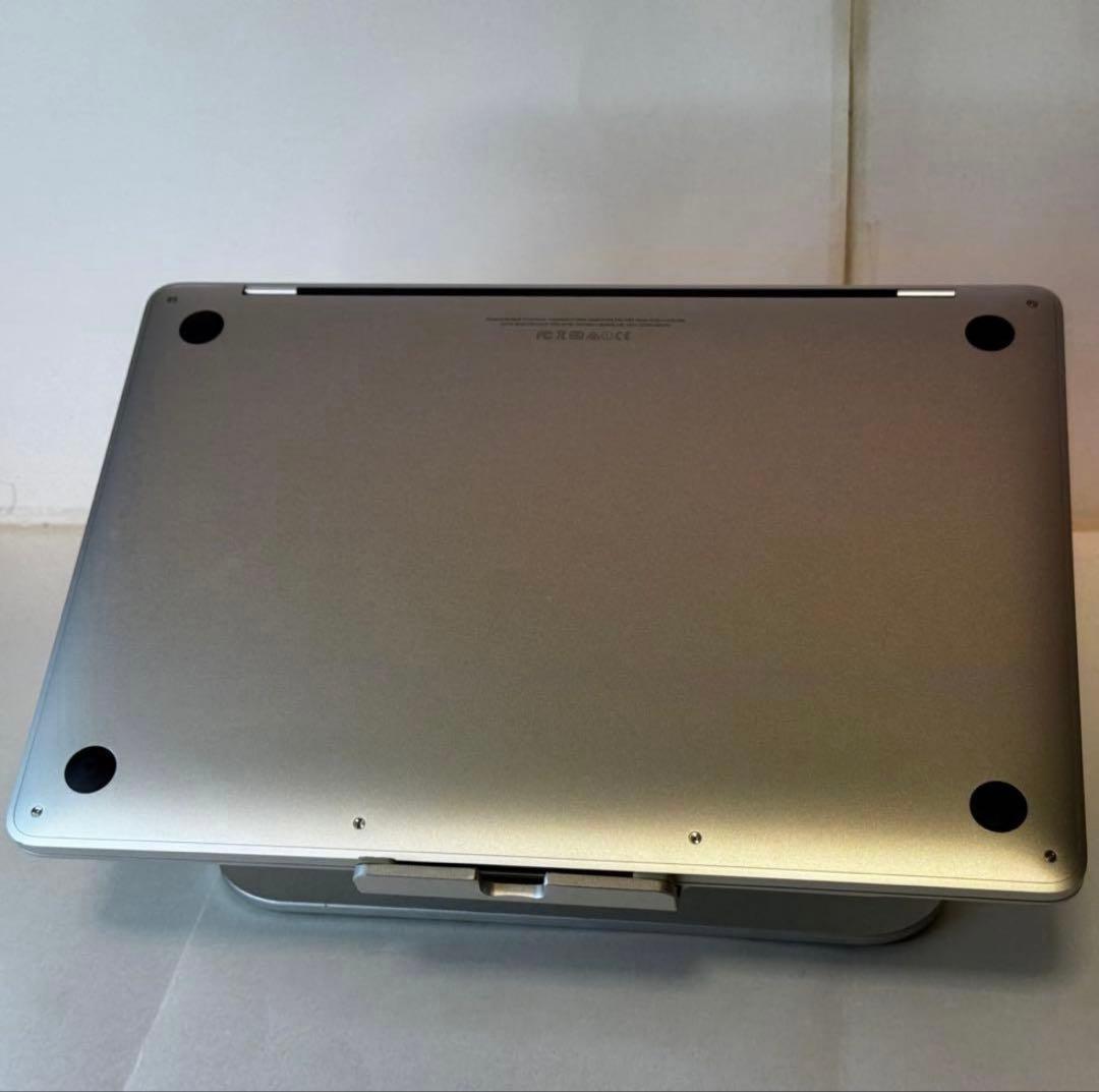 【新生活応援特典】付属品完備☆美品MacBook Pro 13㌅ A1708