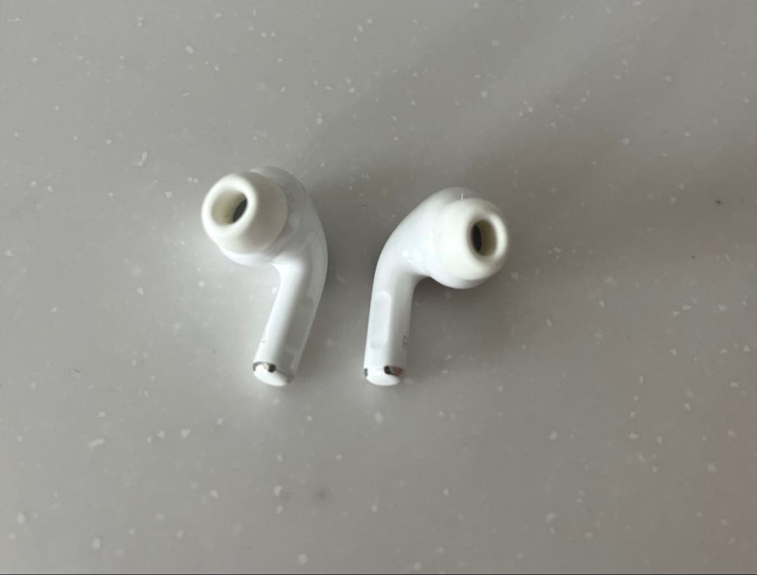 【美品】AirPodsPro 第1世代　イヤホン　（充電ケースなし）