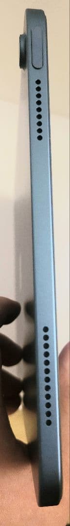 【美品】ipad11thA16(キーボードケース、フィルム、アップルペン　付)