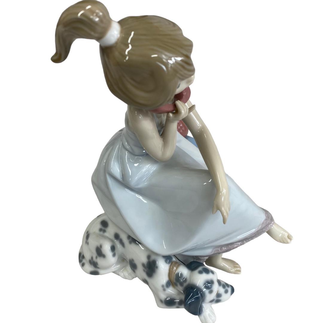 yj37 LLADRO リヤドロ No.5466 『大事な電話』 少女 犬 置物