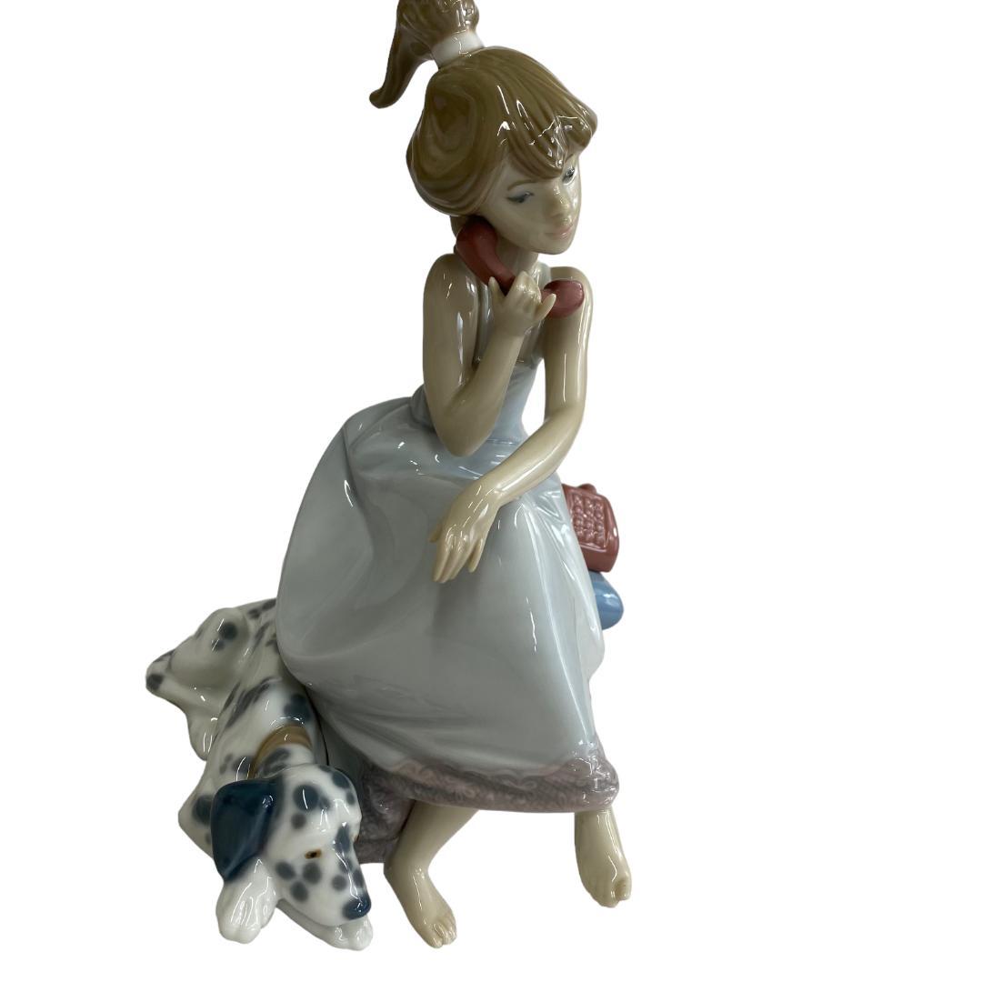 yj37 LLADRO リヤドロ No.5466 『大事な電話』 少女 犬 置物