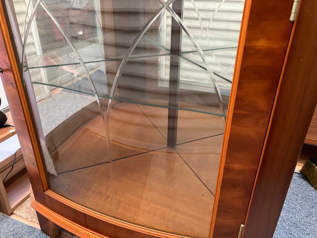 コーナーキャビネット　棚　ケース