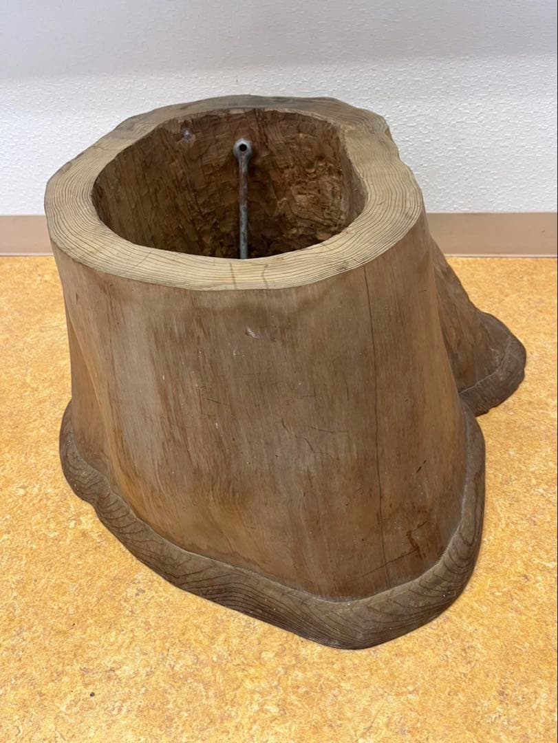 火鉢　アンティーク家具　くりぬき火鉢　切り株　囲炉裏