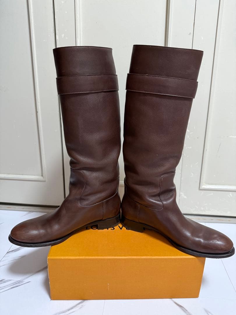 ルイヴィトン　レザー ロングブーツ LV金具ロゴ　ダークブラウン
