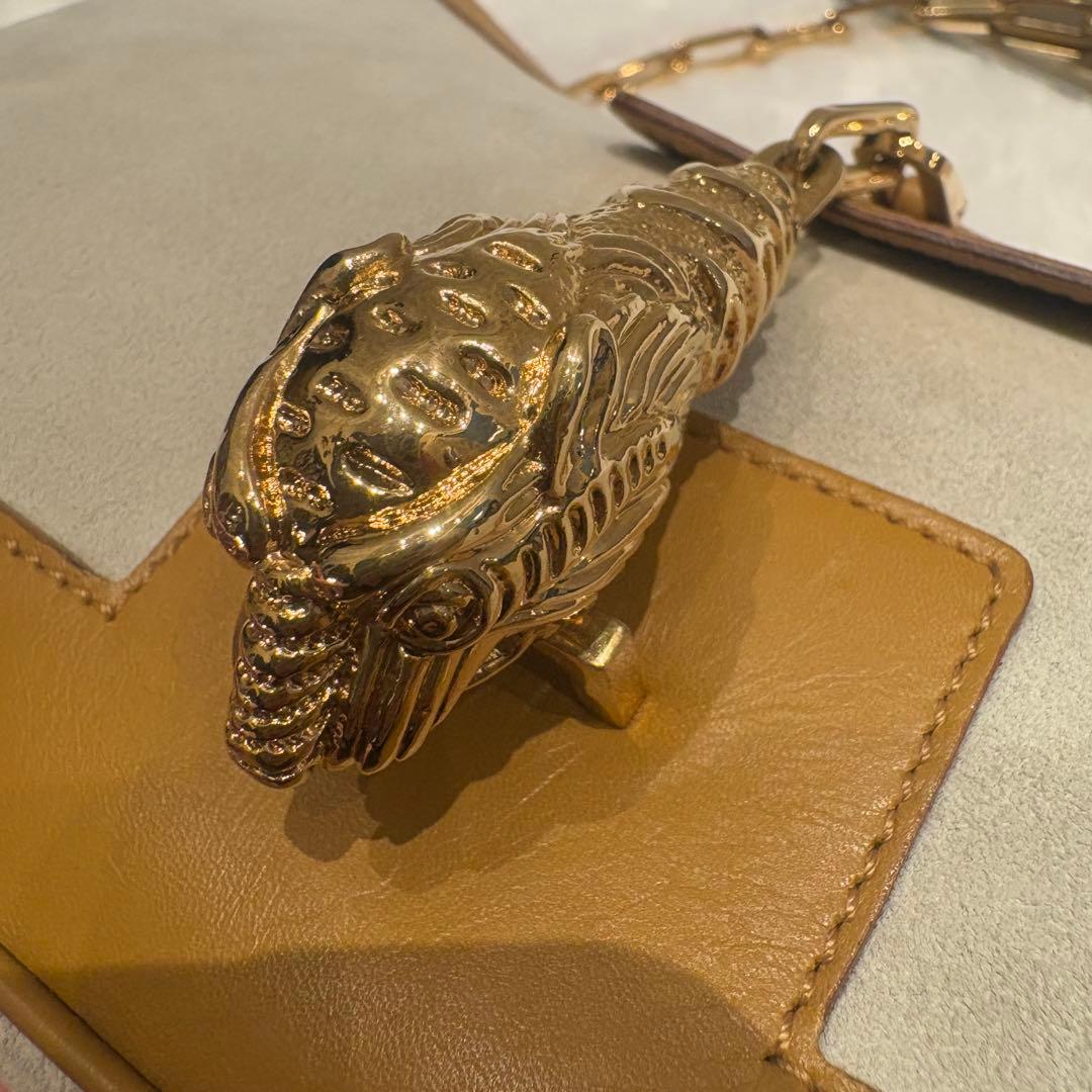 【希少✨】グッチ タイガーヘッド チェーン ショルダーバッグ