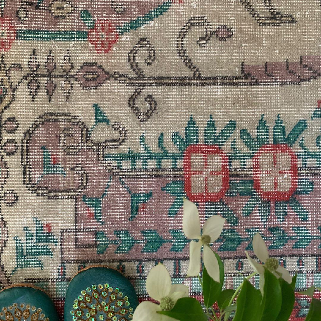 トルコヴィンテージラグ　205×122 モーヴピンク　フラワー　トルコラグ