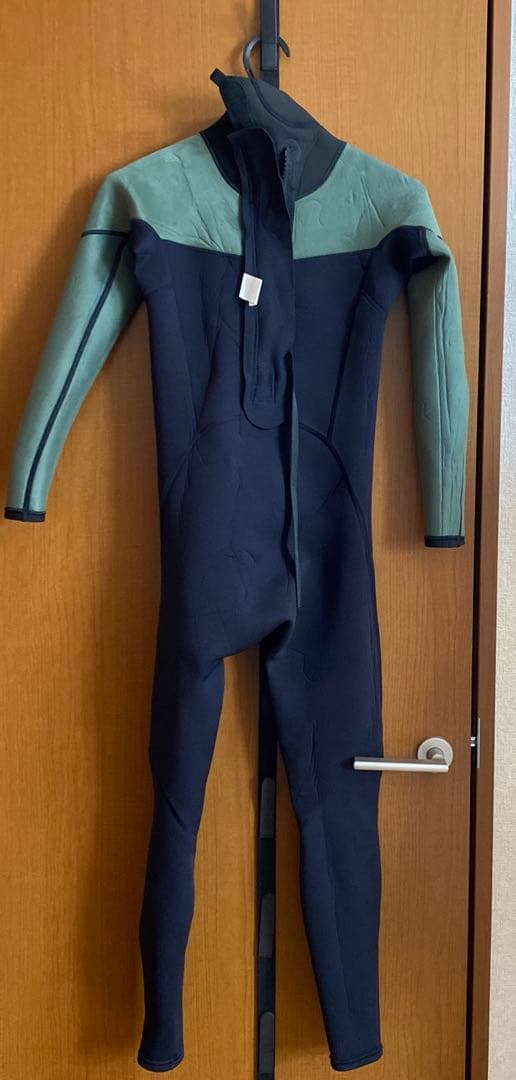 Quiksilver ウェットスーツ　3×2㍉　150 ジュニア　ジャーフル