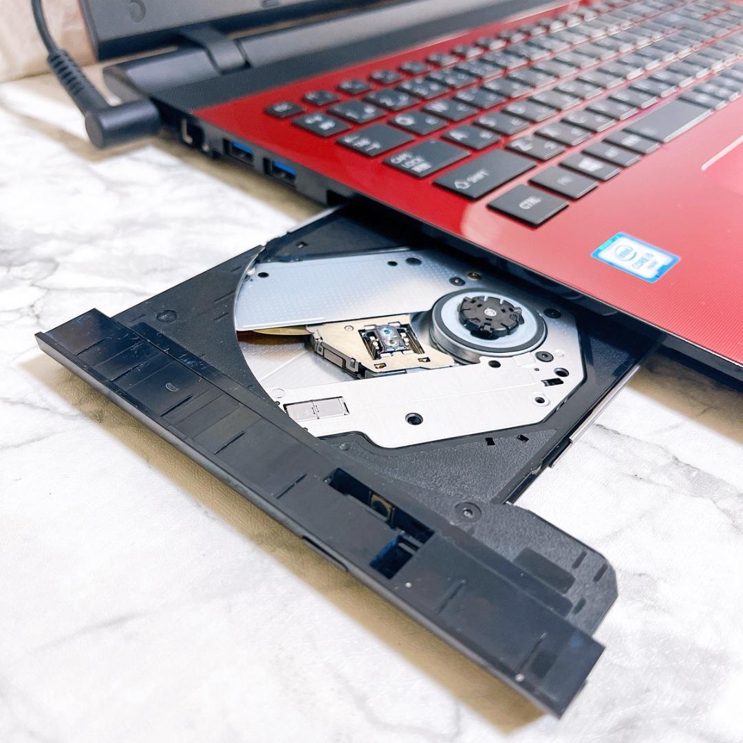 美品✨綺麗な赤✨爆速SSD薄型ノートパソコン✨Windows11カメラ・オフィス