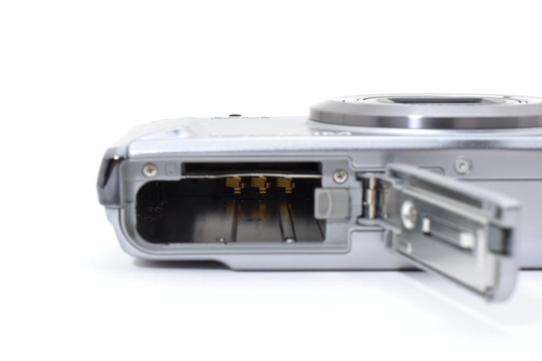 ■ 美品 ■ カシオ　CASIO EXILIM EX-H10 シルバー