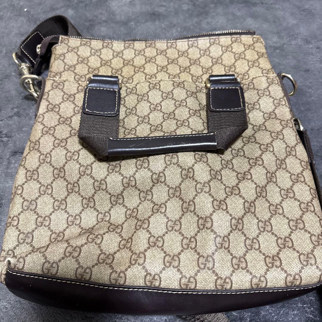 【即日発送可】〜値下げ中〜GUCCI ショルダーバッグ ベージュ/ブラウン
