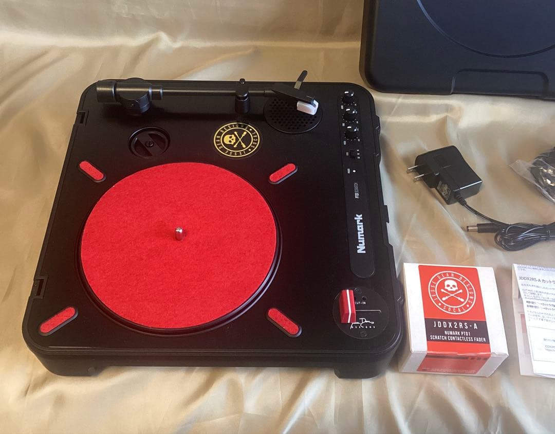 Numark PT01 Scratch + スクラッチ用カスタムフェーダー交換済