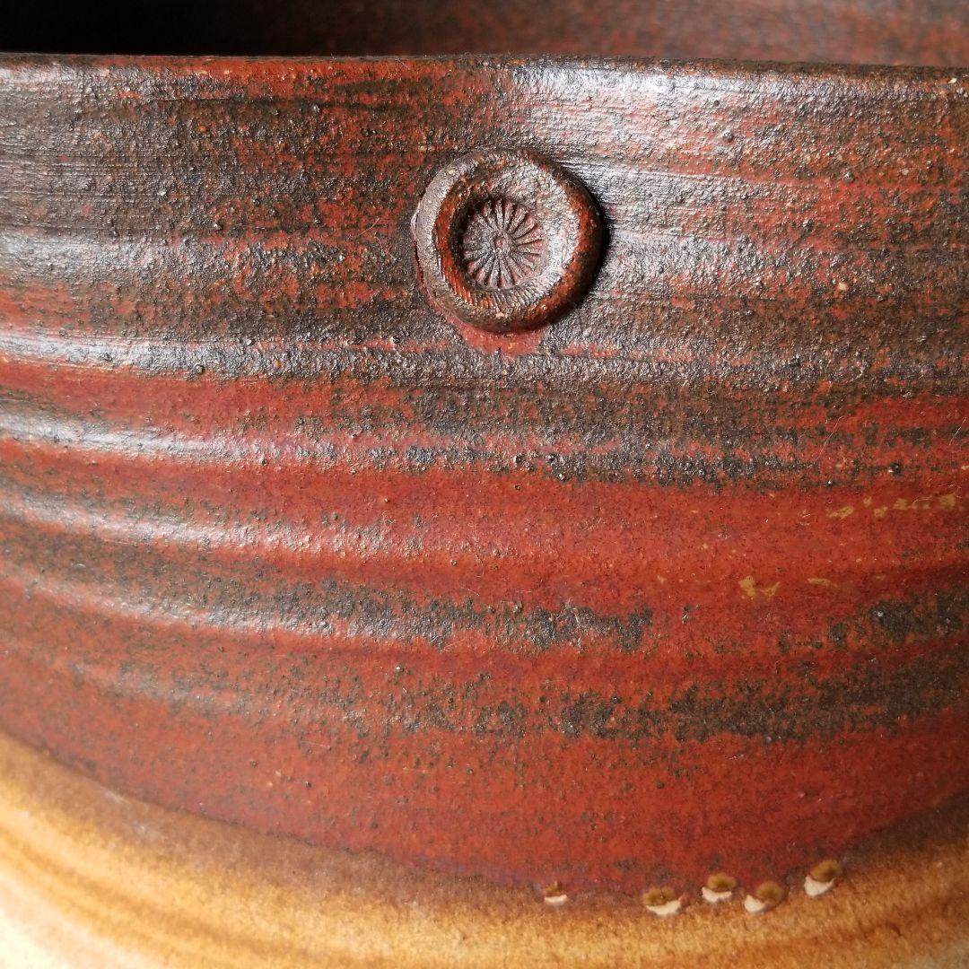 信楽焼 傘立て 鉄釉印華紋 高さ４７cm