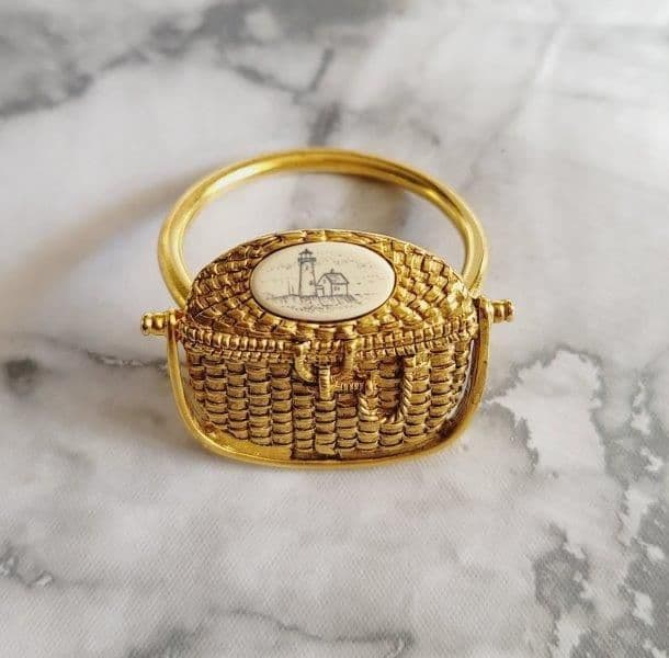 ナンタケットバスケット　ナプキンリング ４個セット　箱入り ゴールド