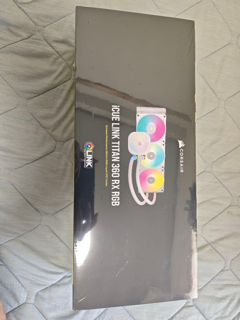 N*a様 CORSAIR TITAN 360 RX RGB 新品未開封