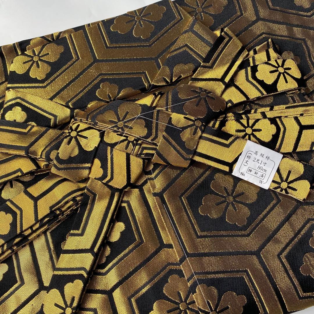 (6-6)馬乗袴　2尺1寸　亀甲紋　花菱　黒　金　舞踊　詩吟　踊袴