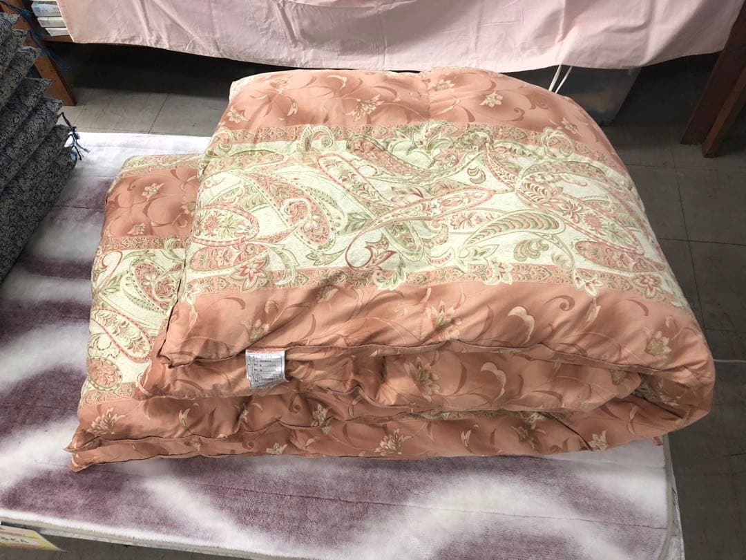 美品　羽毛掛け布団　シングル