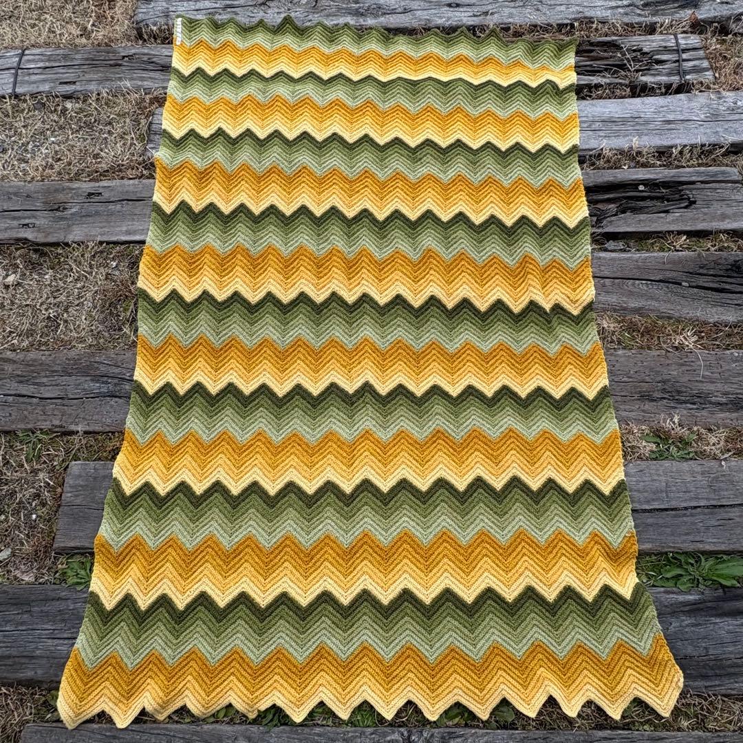 【USA vintage】グラニーブランケット ギザギザ 膝掛け ラグ