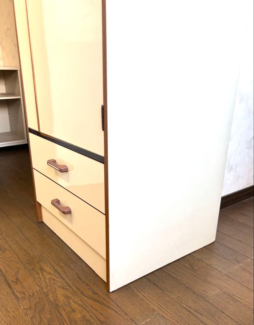 最終お値下げ！木製洋服ダンス　オフホワイト　シンプル　平成レトロ
