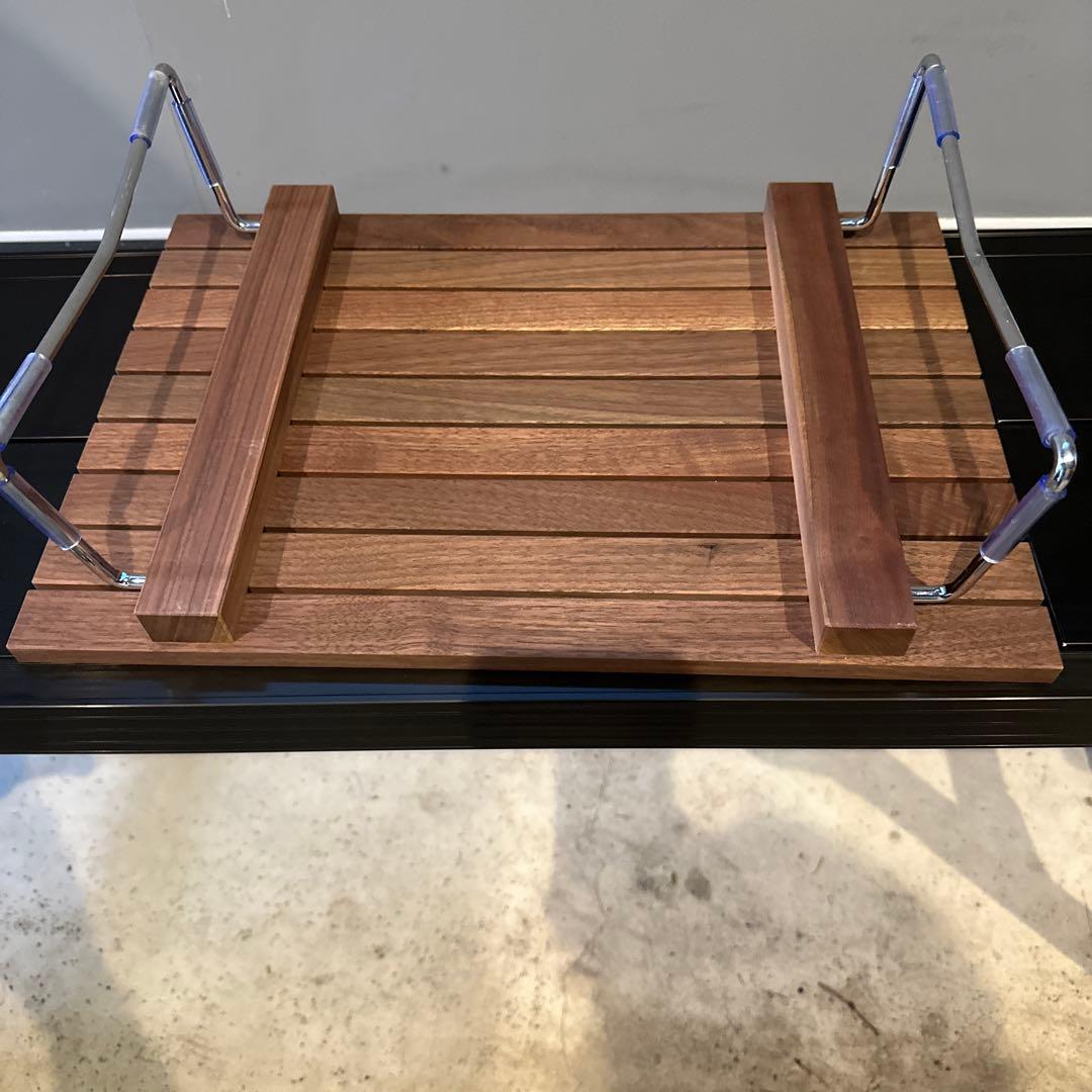 WHAT WE WANT FBFOOTSTAND テーブル　ワットウィーウォント